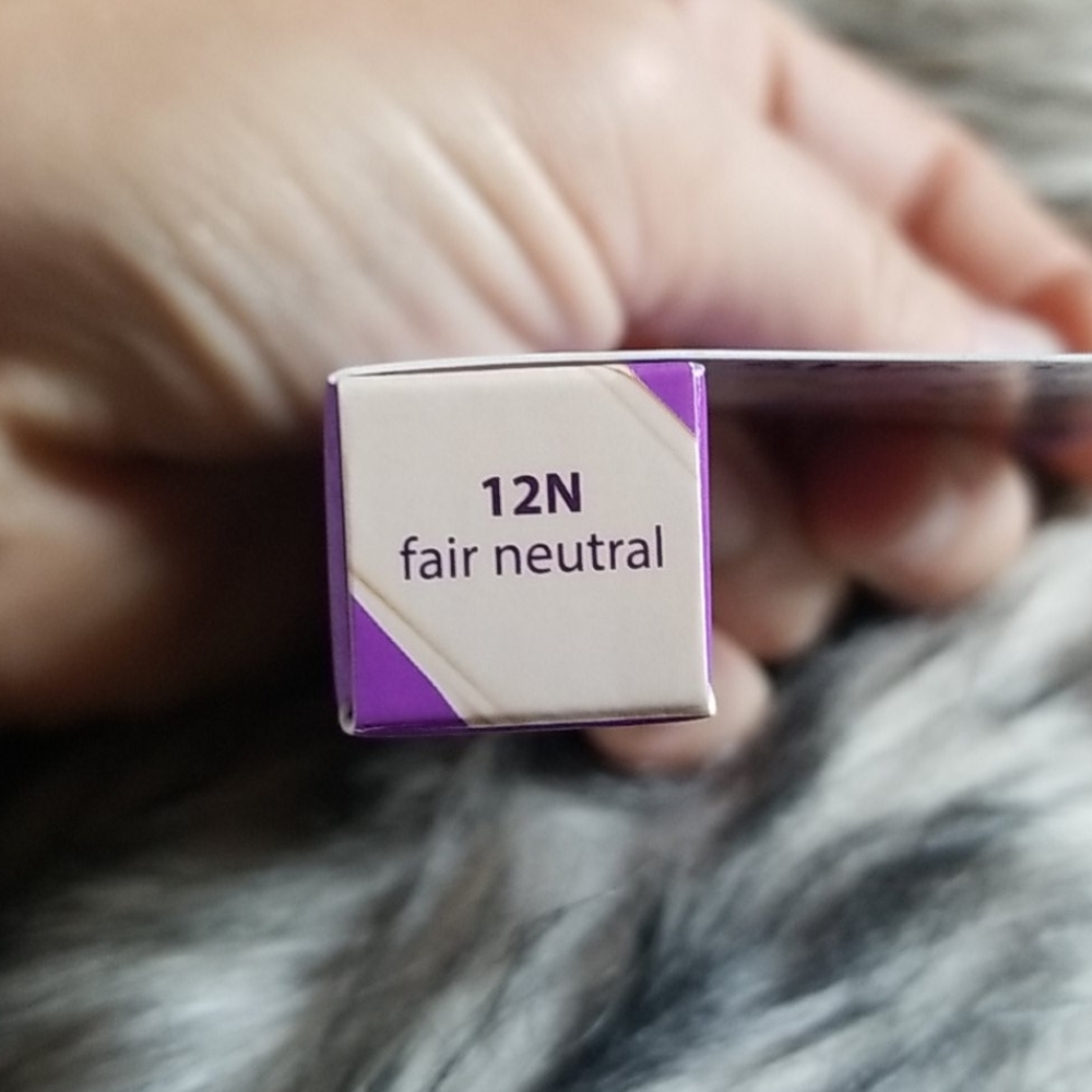 NIB Tarte Shape Tape